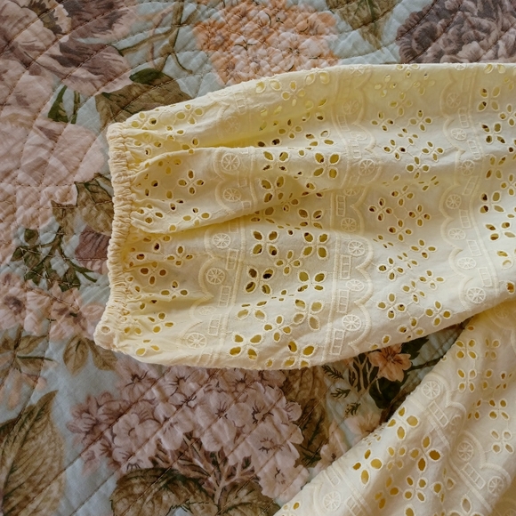 Talbots Yellow Eyelet Button-Front Tunic, Size L - Picture 11 of 16